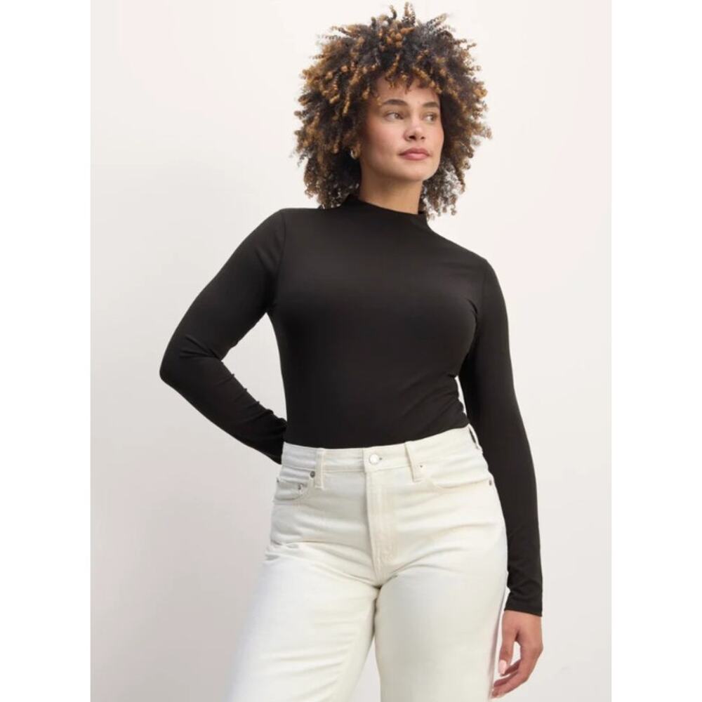 Everlane The Form Funnel-Neck Tee